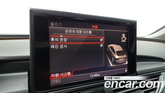 Audi A7 2016 — photo 16