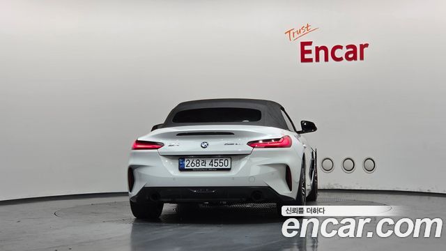 BMW Z4 2023 — photo 4