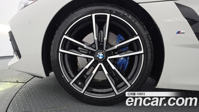 BMW Z4 2023 — photo 5
