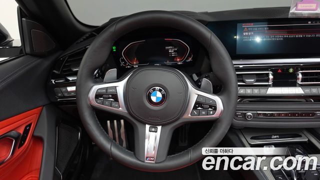 BMW Z4 2023 — photo 18