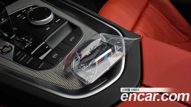 BMW Z4 2023 — photo 19