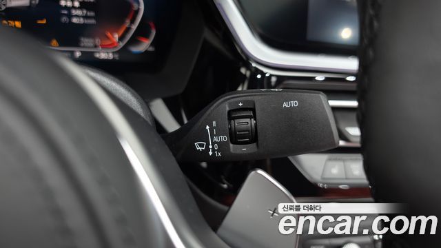 BMW Z4 2023 — photo 25
