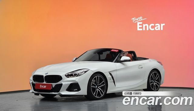 BMW Z4 2023 — photo 1
