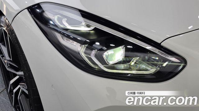 BMW Z4 2023 — photo 8