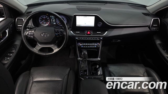 Hyundai Grandeur 2018 — photo 10