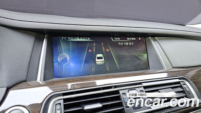 BMW 7-Series 2014 — photo 16
