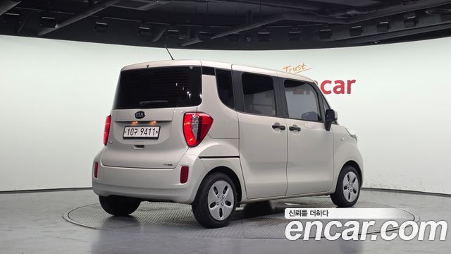 Kia RAY 2017 — photo 2