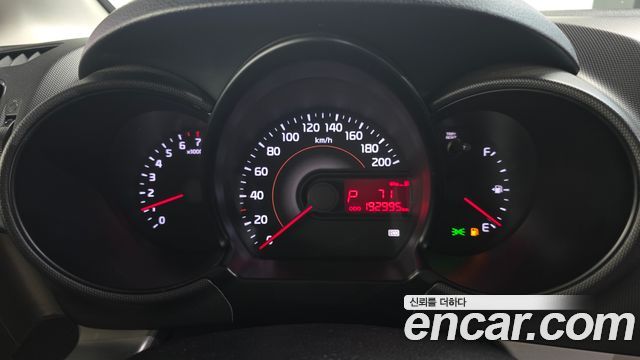 Kia RAY 2017 — photo 8