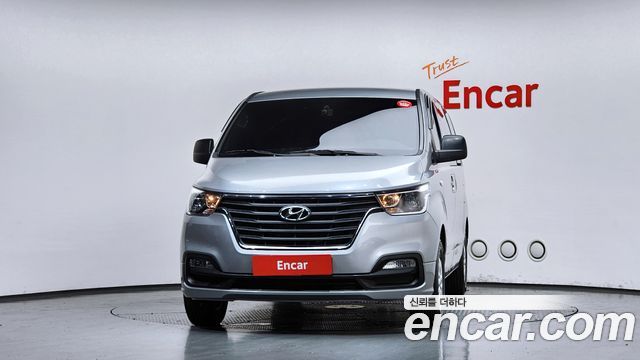 Hyundai Starex 2021 — photo 3