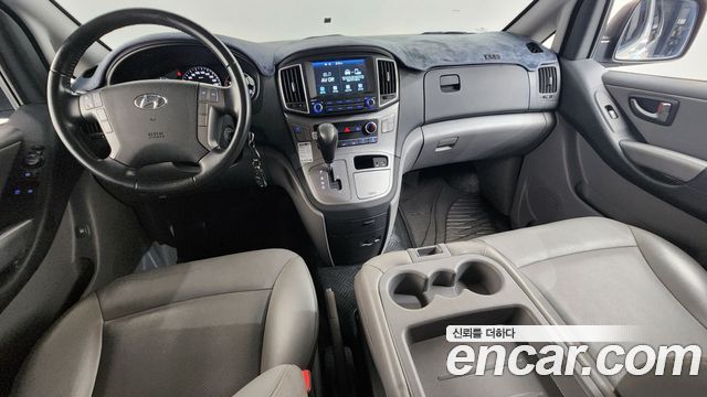Hyundai Starex 2021 — photo 10
