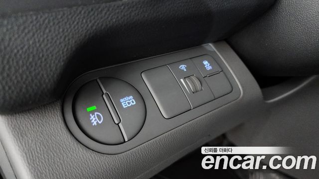 Hyundai Starex 2021 — photo 21