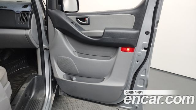 Hyundai Starex 2021 — photo 14