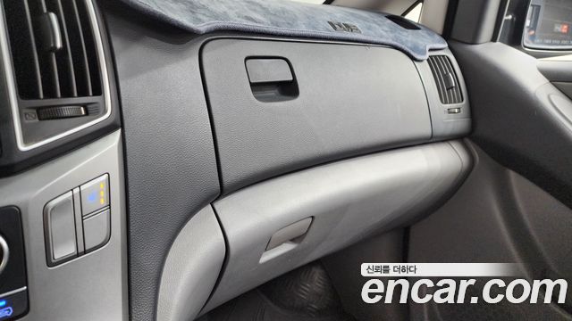 Hyundai Starex 2021 — photo 27