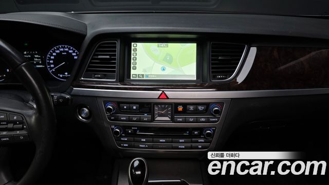 Hyundai Genesis 2016 — photo 14