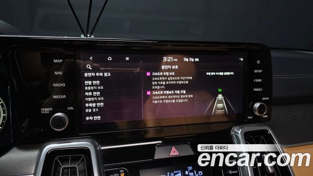 Kia Sorento 2022 — photo 16