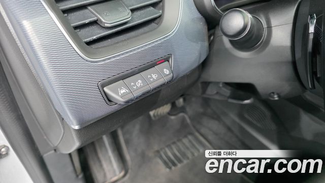 Renault Korea XM3 2023 — photo 25