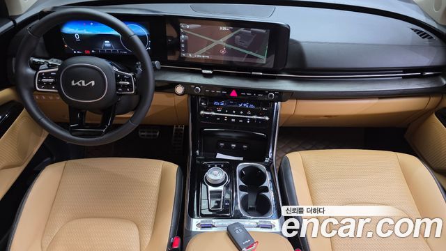 Kia Canival 2023 — photo 10