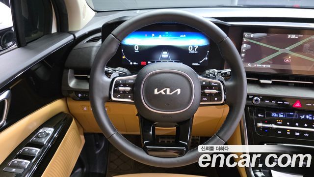 Kia Canival 2023 — photo 18