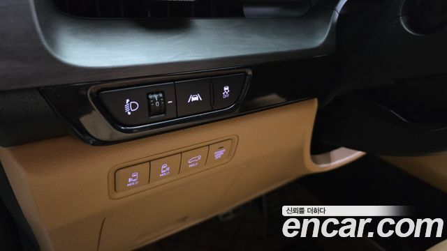 Kia Canival 2023 — photo 20