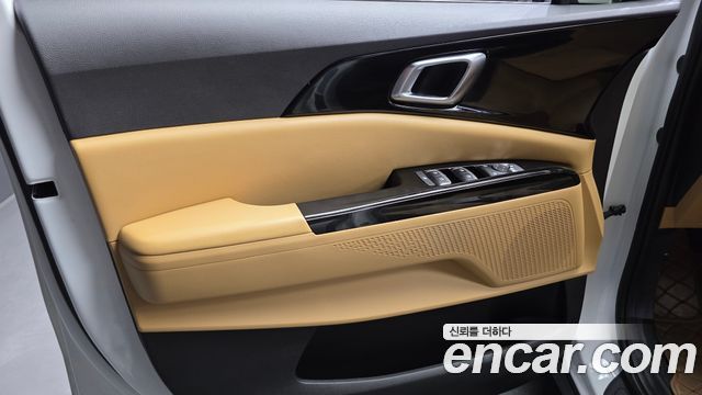Kia Canival 2023 — photo 14