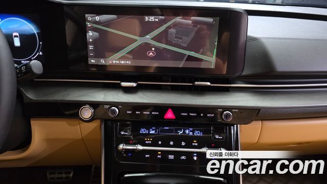 Kia Canival 2023 — photo 27