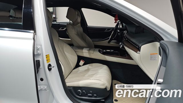 Genesis G80 2023 — photo 13