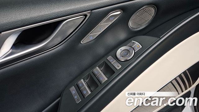 Genesis G80 2023 — photo 25