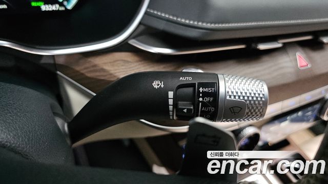 Genesis G80 2023 — photo 30