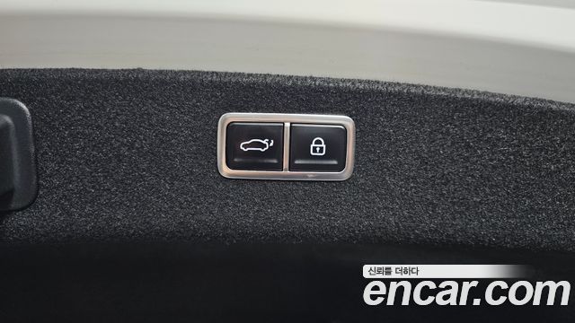 Genesis G80 2023 — photo 35