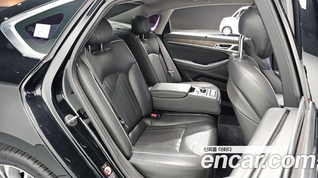 Hyundai Genesis 2015 — photo 17