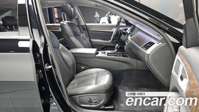 Hyundai Genesis 2015 — photo 18