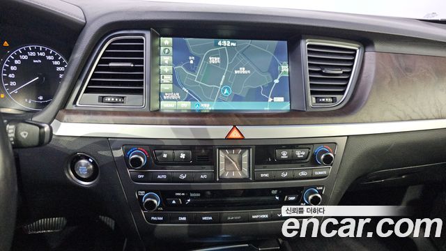 Hyundai Genesis 2015 — photo 22