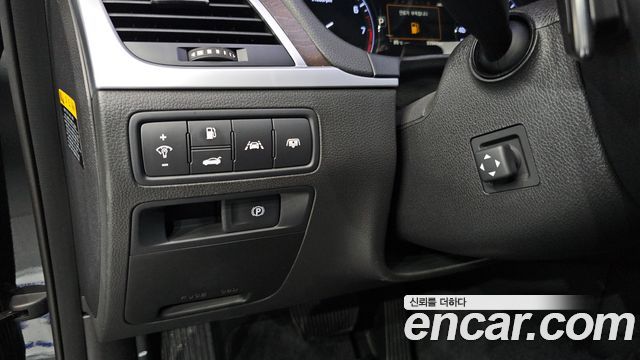 Hyundai Genesis 2015 — photo 24
