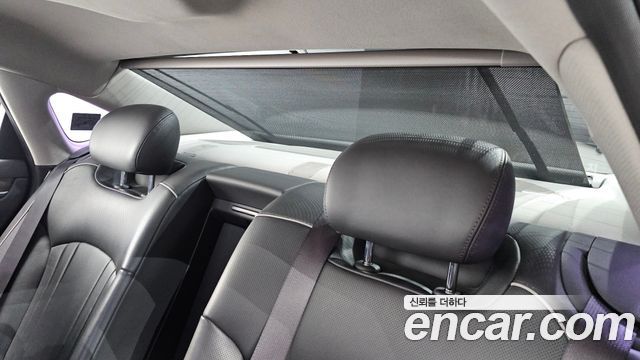 Hyundai Genesis 2015 — photo 27