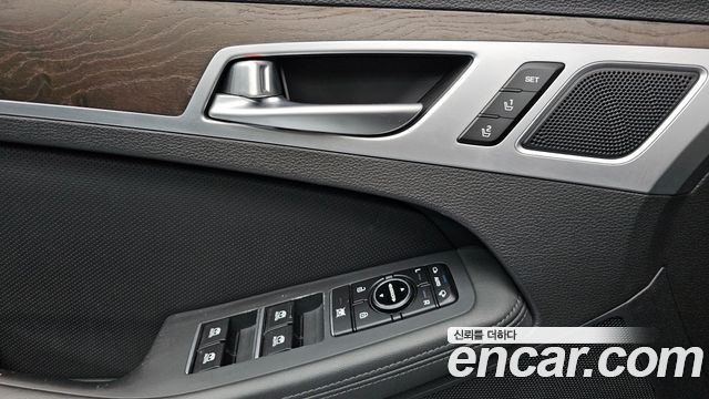 Hyundai Genesis 2015 — photo 28