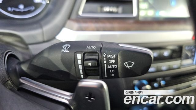 Hyundai Genesis 2015 — photo 32