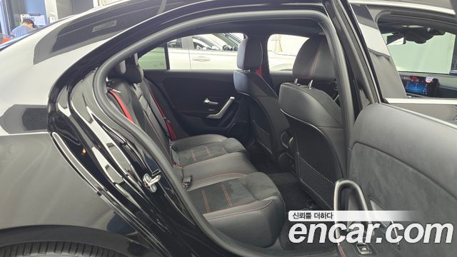 Mercedes-Benz A-Class 2024 — photo 17