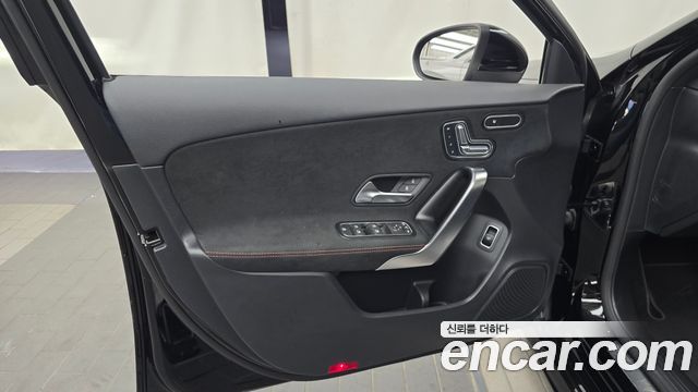 Mercedes-Benz A-Class 2024 — photo 14