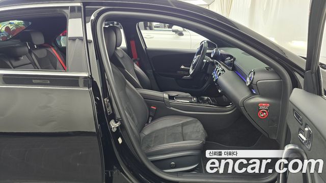 Mercedes-Benz A-Class 2024 — photo 16