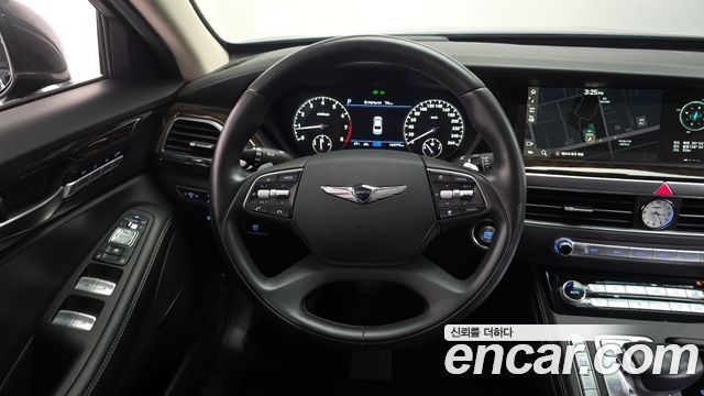 Genesis G90 2019 — photo 12