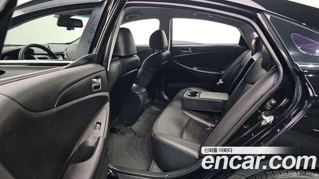 Hyundai Sonata 2014 — photo 11
