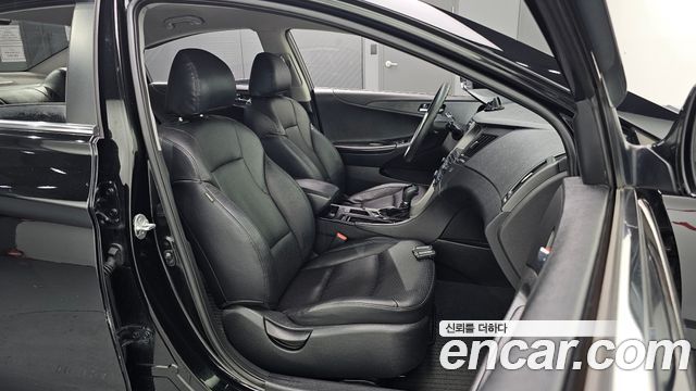 Hyundai Sonata 2014 — photo 12