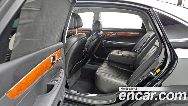 Hyundai Equus 2010 — photo 19