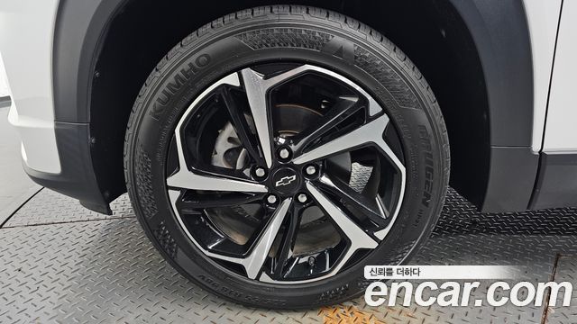Chevrolet Korea Trailblazer 2021 — photo 5