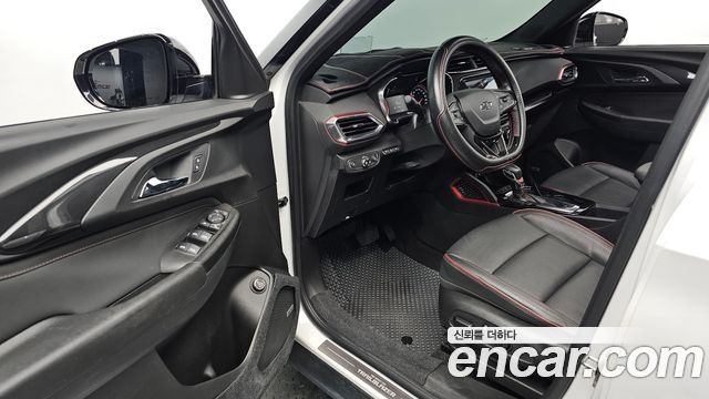 Chevrolet Korea Trailblazer 2021 — photo 17