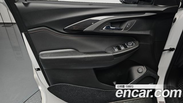 Chevrolet Korea Trailblazer 2021 — photo 14