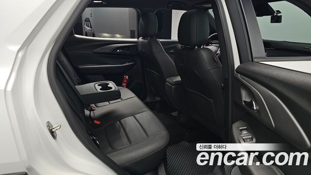 Chevrolet Korea Trailblazer 2021 — photo 16