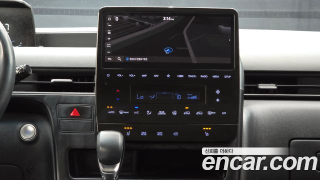 Hyundai Staria 2022 — photo 20