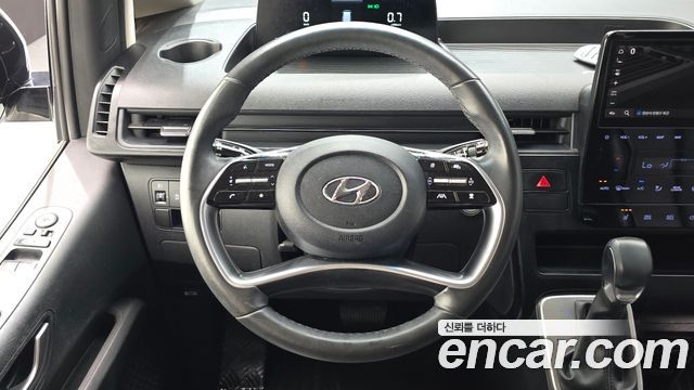 Hyundai Staria 2022 — photo 21
