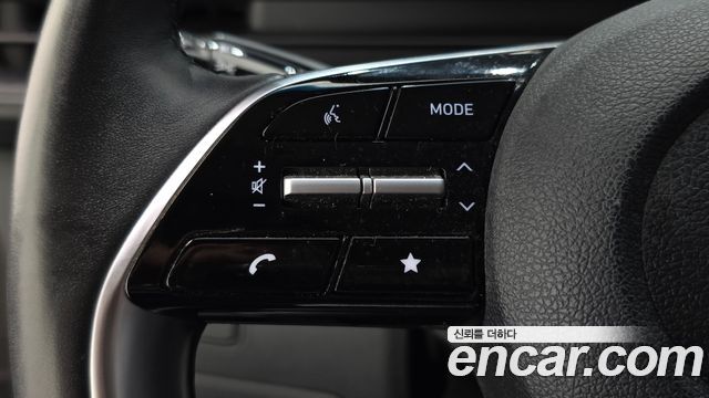 Hyundai Staria 2022 — photo 24